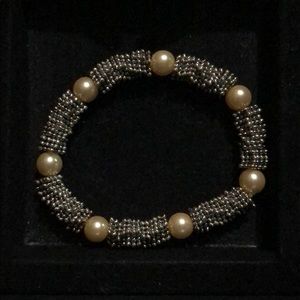 Two set pearl bracelets